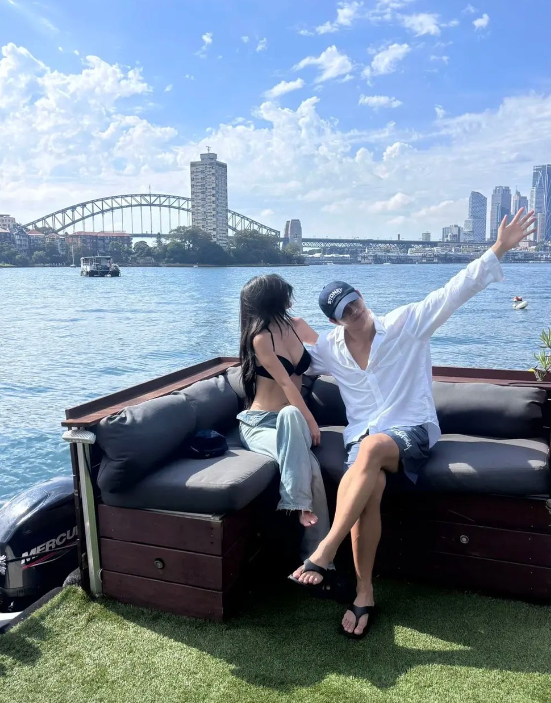 Romantic Sydney Harbour cruise aboard Wellness Afloat